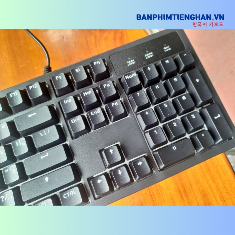 Bàn phím cơ tiếng Nga có dây TCKB-EK104RU Black