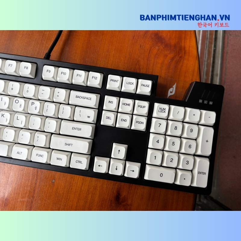 Bàn phím cơ tiếng Hàn có dây TCKB-EK316 Black White