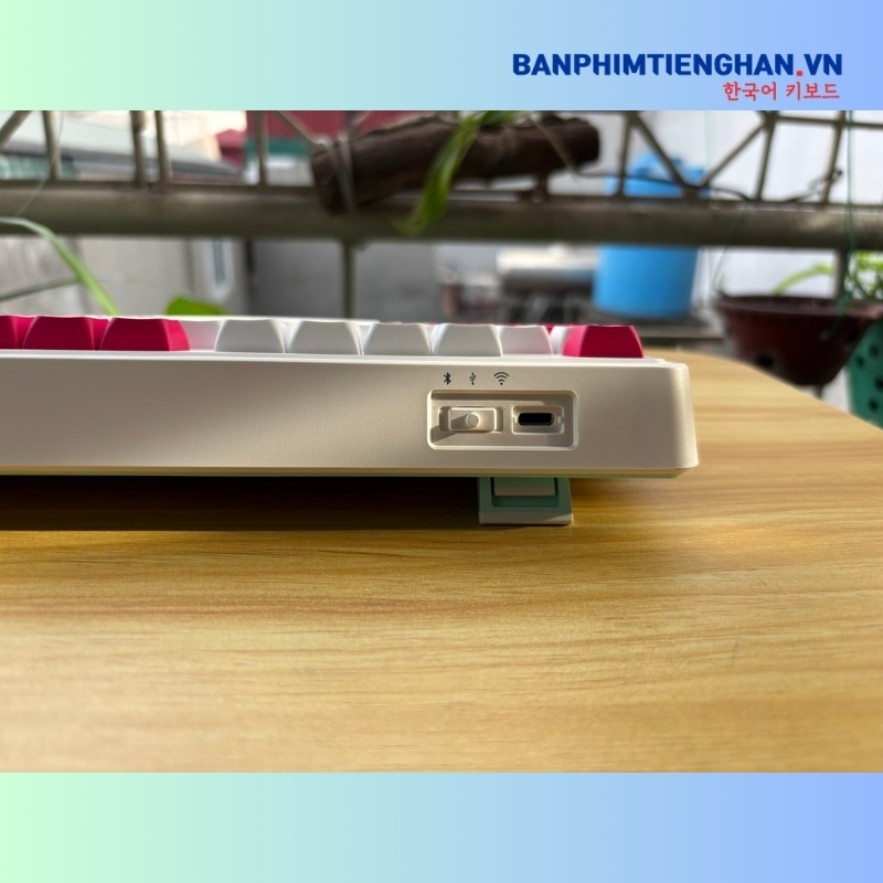 Bàn phím cơ tiếng Hàn không dây TCKB CMK87 Lotso White